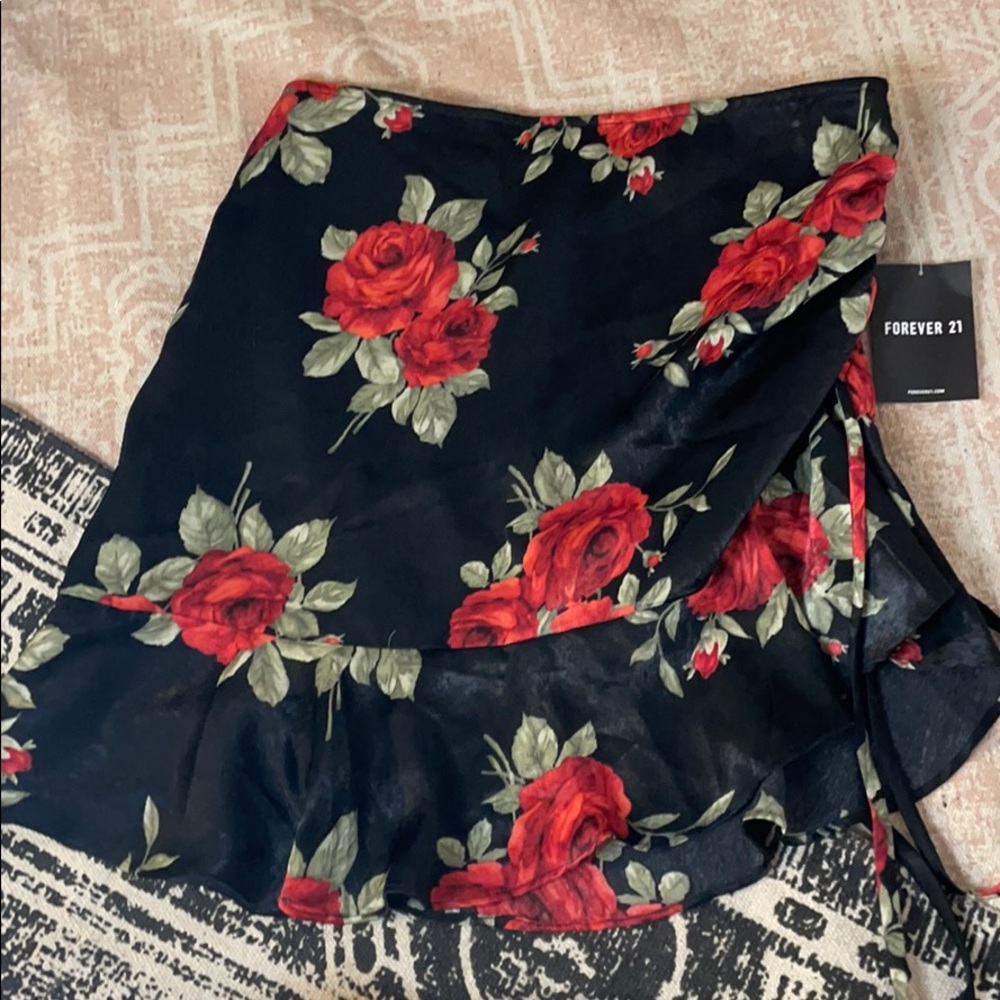 NWT floral skirt